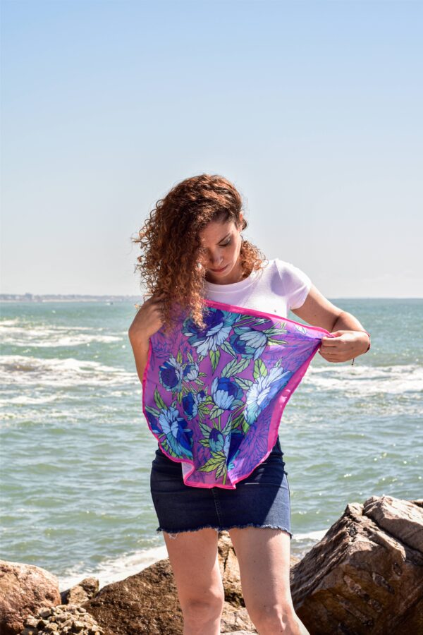 🕊️  Pañuelo Shami 1 y 2 en 2 “Abre tus Alas” – Estampado Floral 🕊️ - Image 2